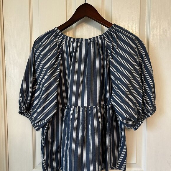 Old Navy Blue Striped Puff Sleeve Swing Top Shirt Medium - Picture 3 of 3